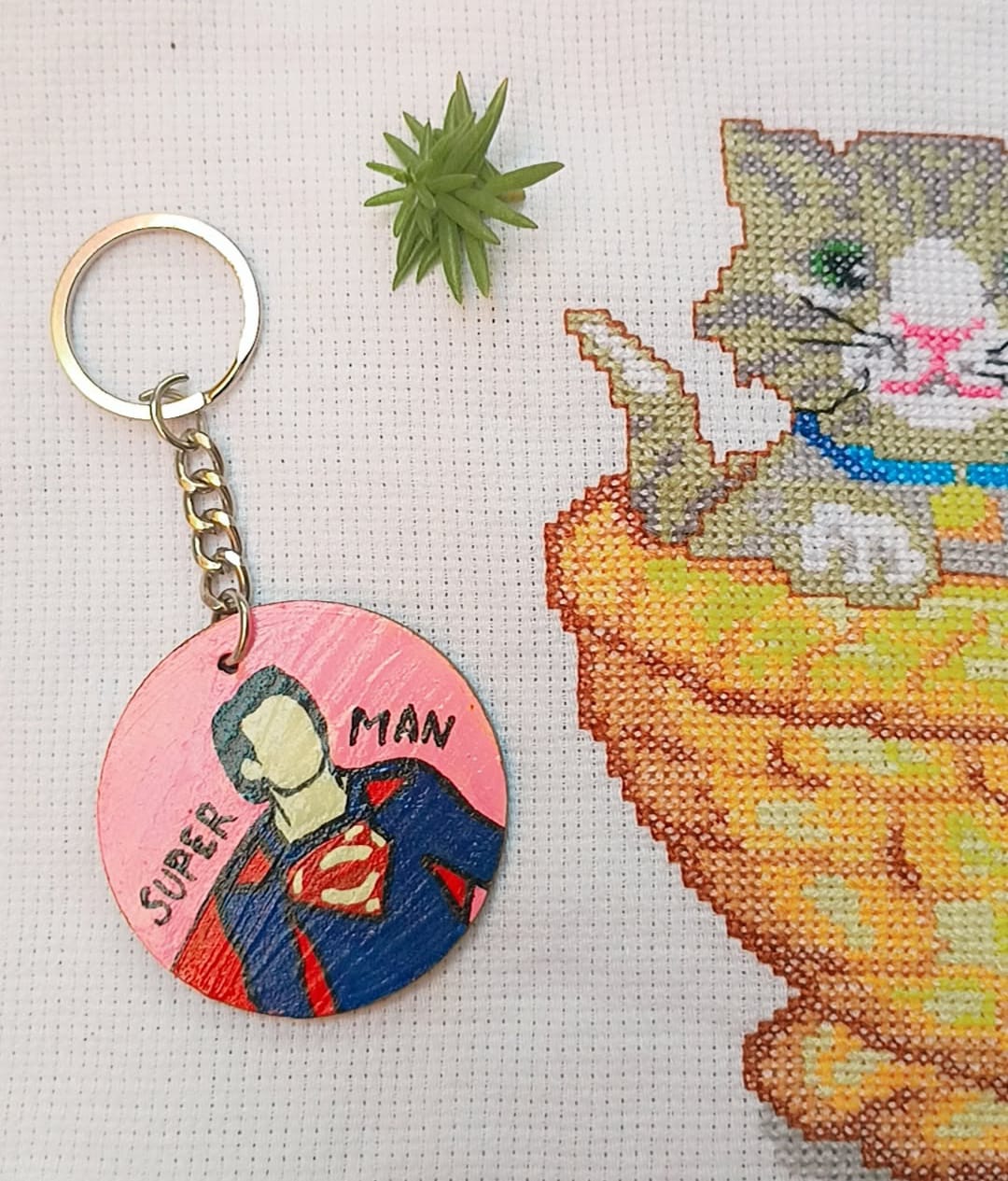 Superman “Super Man” Wooden Keychain – Hero Style Keyring | AVF Fashion Wear